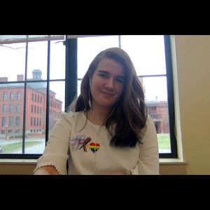 Meet your Posher, Amelia